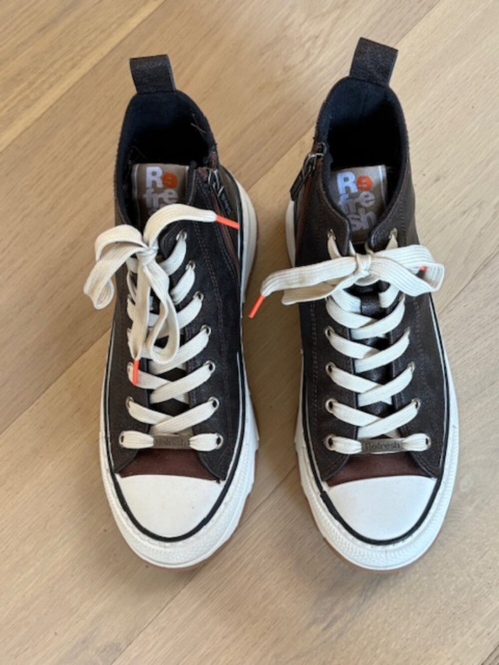 Refresh Denzelle Bronze fashion trainers